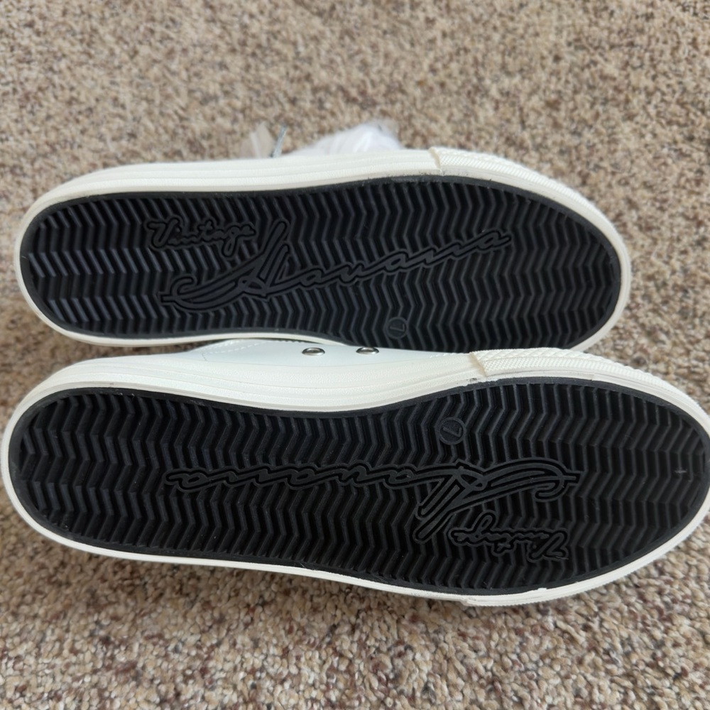 Brand New and RARE Vintage Havana “Letty” Sneakers - 7 - Picture 6 of 8